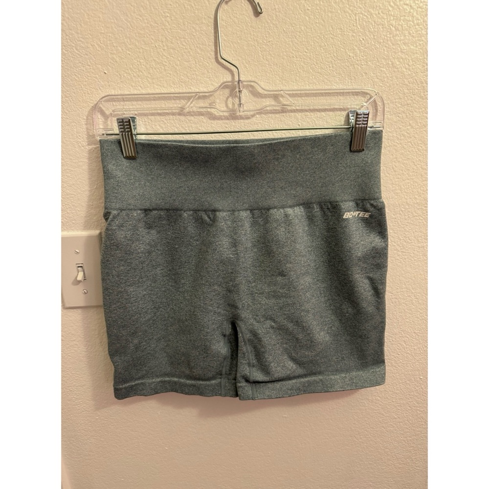 Bo&Tee activewear shorts